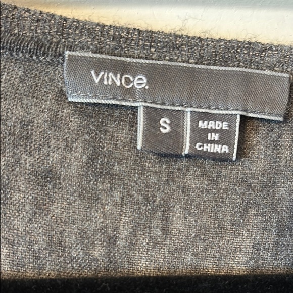 Vince Gray Long Sleeve cashmere wool Relaxed Sweatshirt - Picture 3 of 6